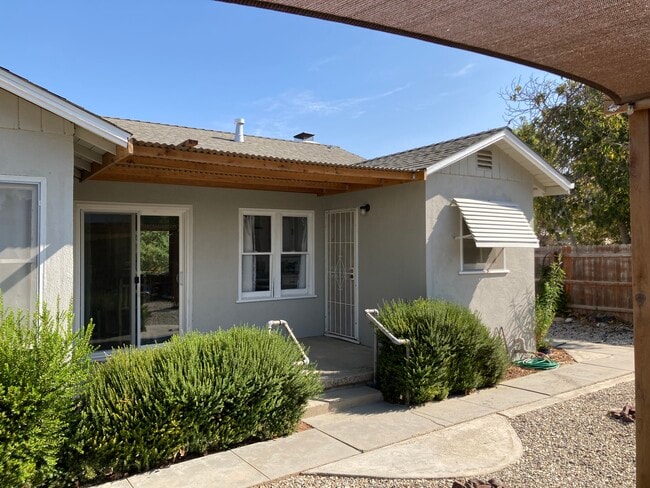 Building Photo - 76955 Indian Valley Rd