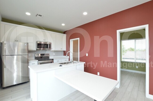 Foto del edificio - 1106 S Montezuma Ave