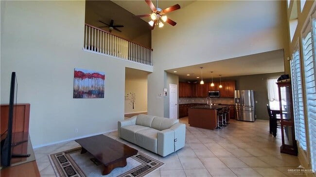 Building Photo - 2905 San Angelo St