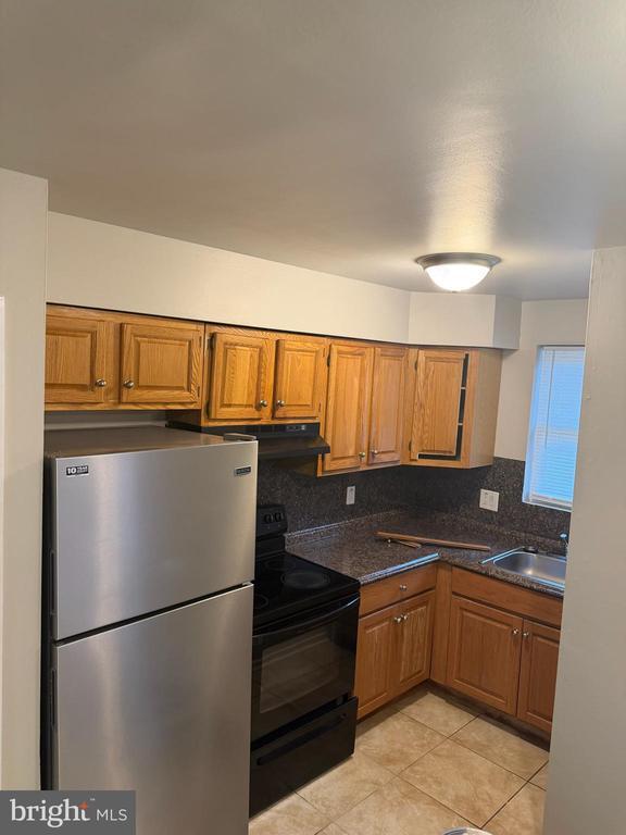 Foto del edificio - 658 Tara Dr