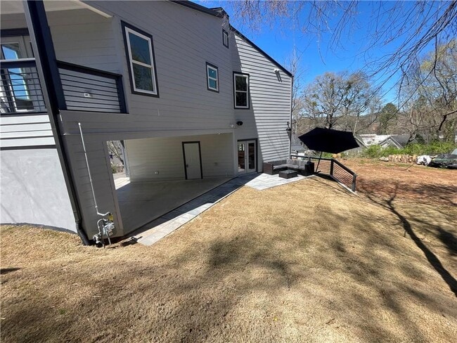 Building Photo - 42 Riverdale Cir