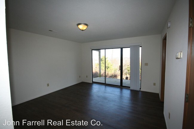 Building Photo - 1114 Mace Rd