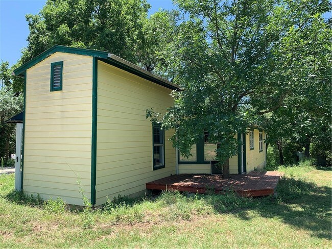 Building Photo - 24007 Windy Valley Rd