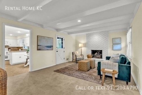 Building Photo - 6001 W 79th St