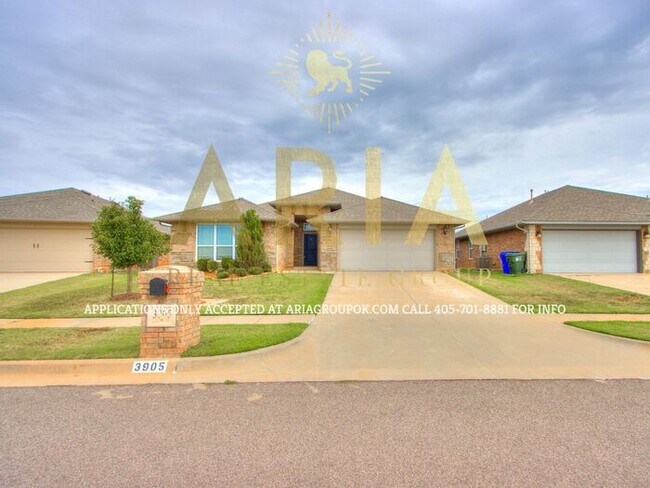 Building Photo - 3 Bed/2 Bath Custom Build in Beautiful Bel...