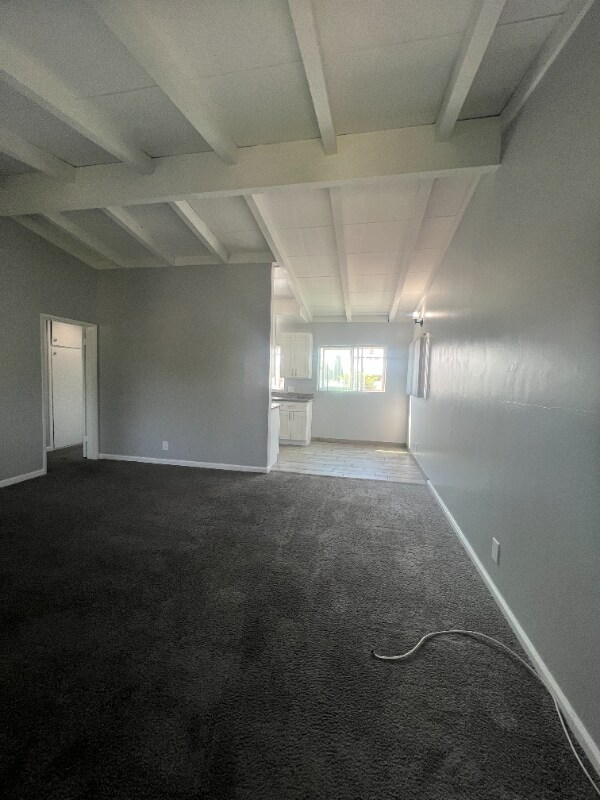 Foto principal - 1102 W Broadway