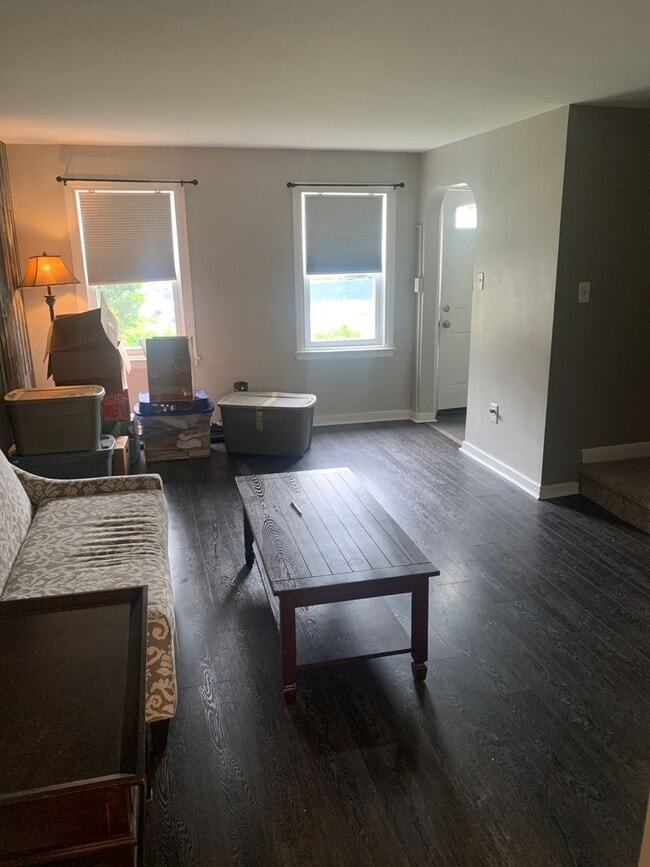 Foto del edificio - THREE BEDROOM TOWNHOME