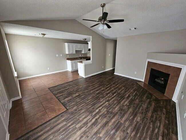 Building Photo - 7971 Marsha Woods Dr