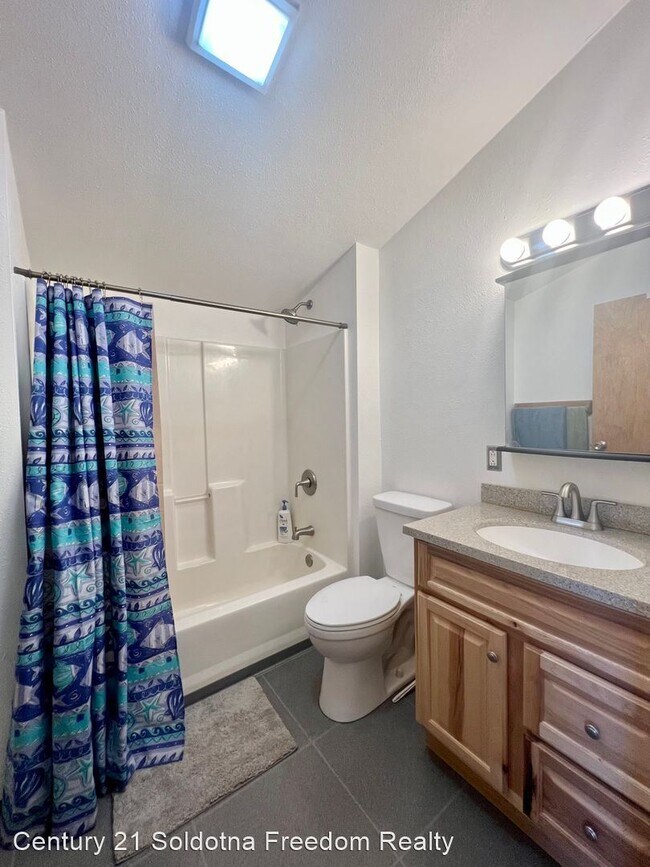 Building Photo - 3 br, 2 bath House - 37352 Araoz St