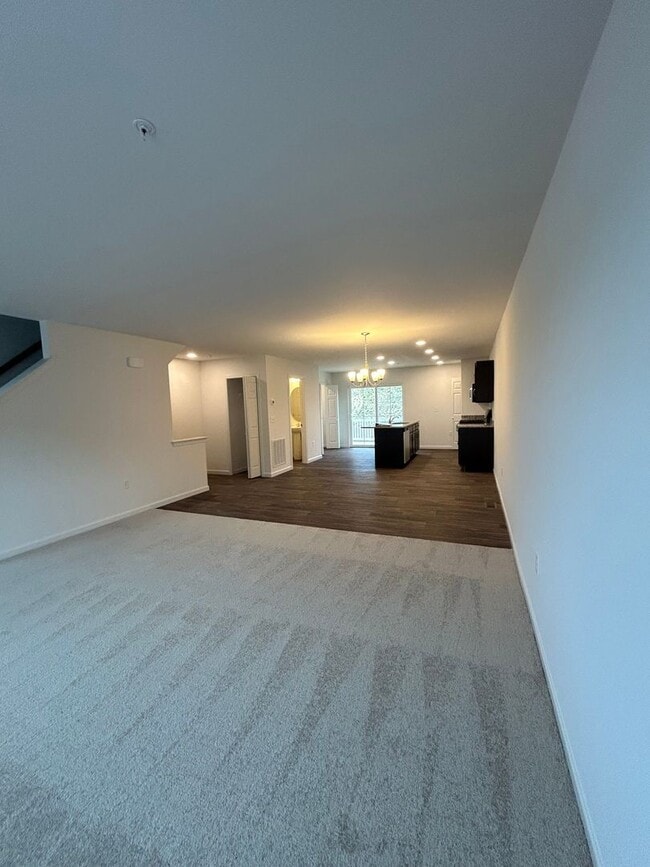 Building Photo - Newly Built 3 Bed, 2.5 Bath Townhome in Carlisle