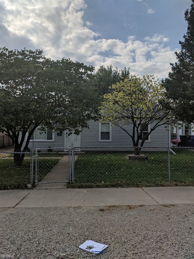 Primary Photo - 3 br, 1 bath House - 1512 Holmes St