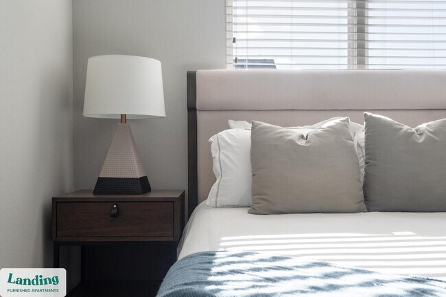 Foto del edificio - 4300 Cromwell Dr