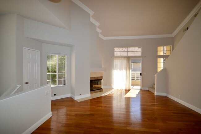 Foto del edificio - Remodeled 3 Bedroom Laguna Niguel Townhome