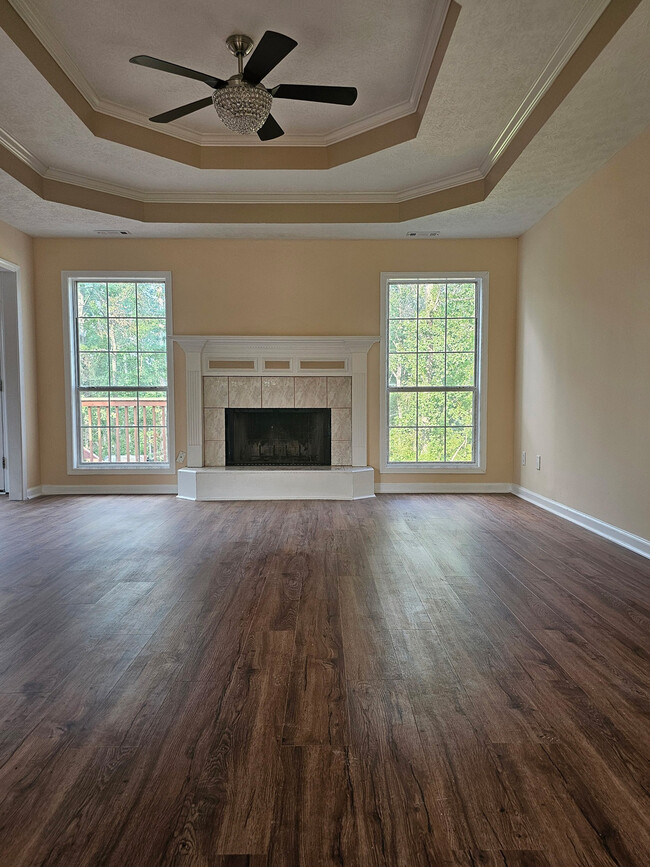 Living Room - 3108 Linsley Ct SW