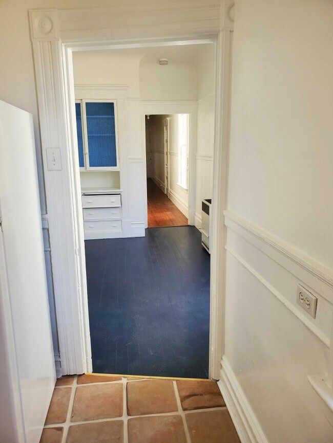 Building Photo - 3 bedroom in San Francisco CA 94117