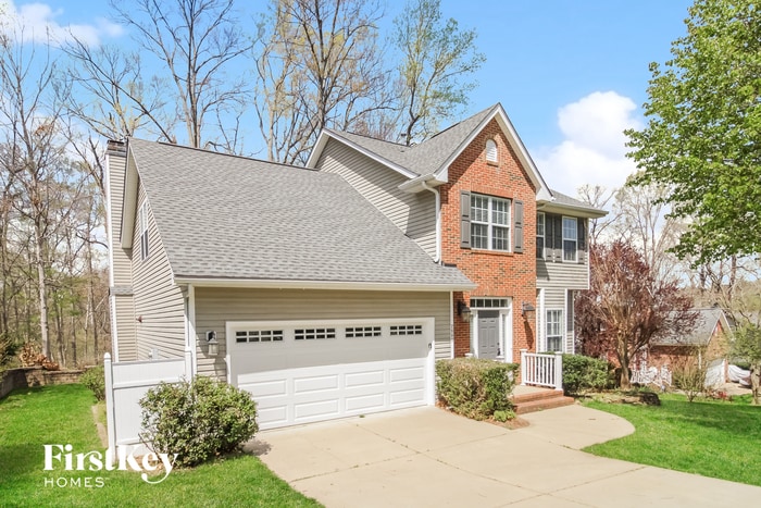 Primary Photo - 2807 Grasmere Dr