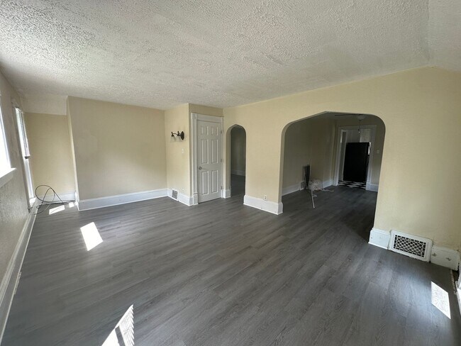 Foto del edificio - 614 Webb St
