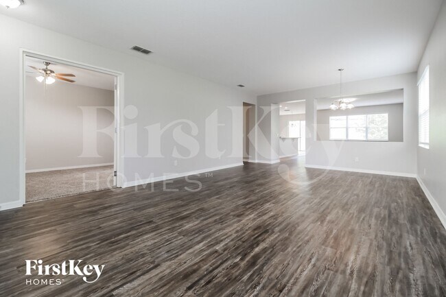 Foto del edificio - 2796 Grassmoor Loop