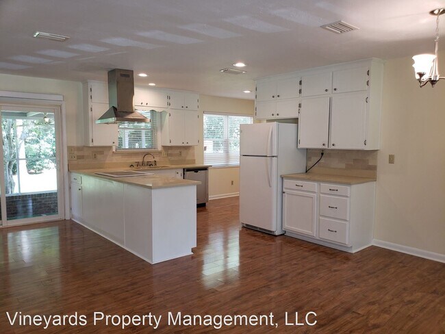 Foto del edificio - 4 br, 2 bath House - 4025 Ardara Dr