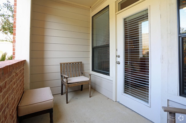 Interior Photo - The Lakes at Cypresswood
