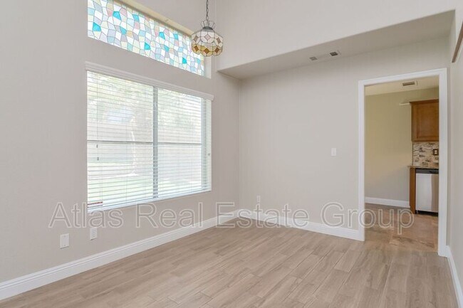 Building Photo - 7053 Troubador Dr