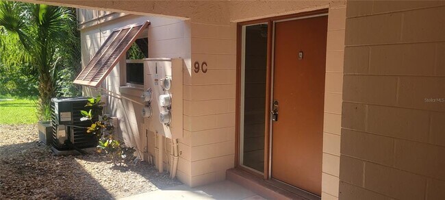 Foto del edificio - 180 Magnolia Woods Ct