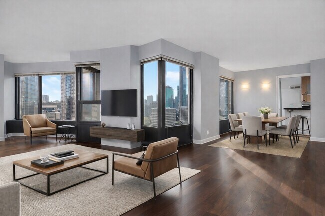 Foto del edificio - 30 E Huron St