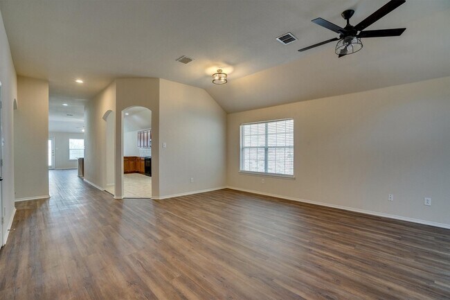 Building Photo - 5137 Bayridge Ct