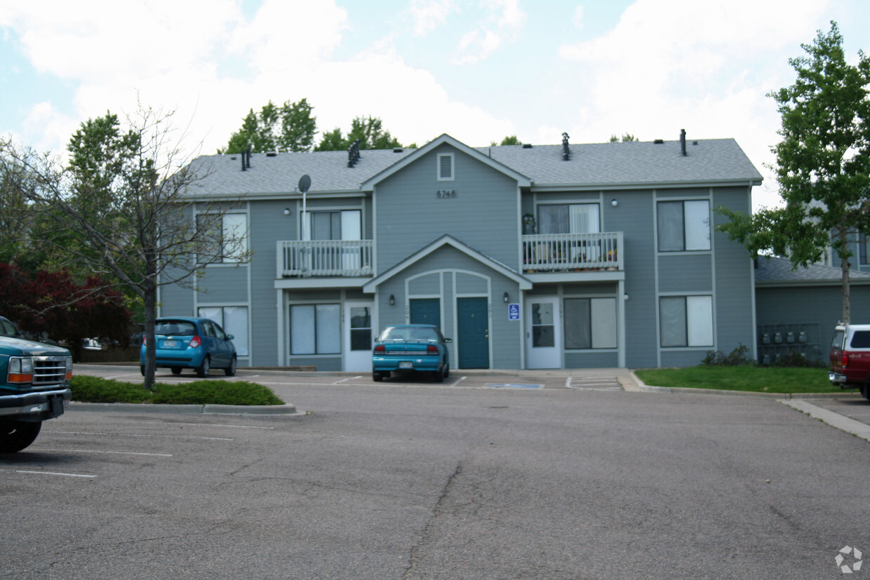 Building Photo - Columbine West Apartments