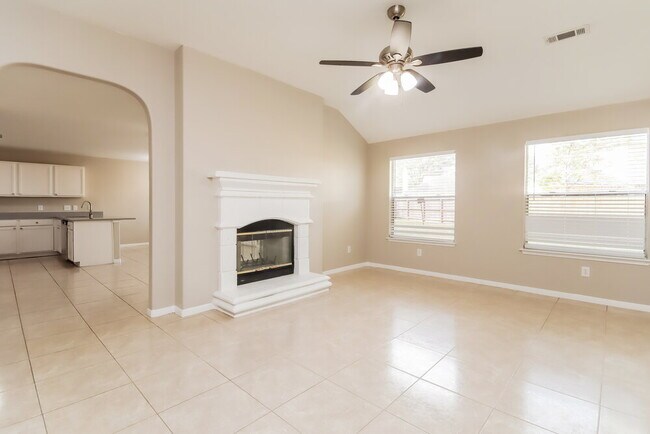 Foto del edificio - 6607 Mistflower Ln