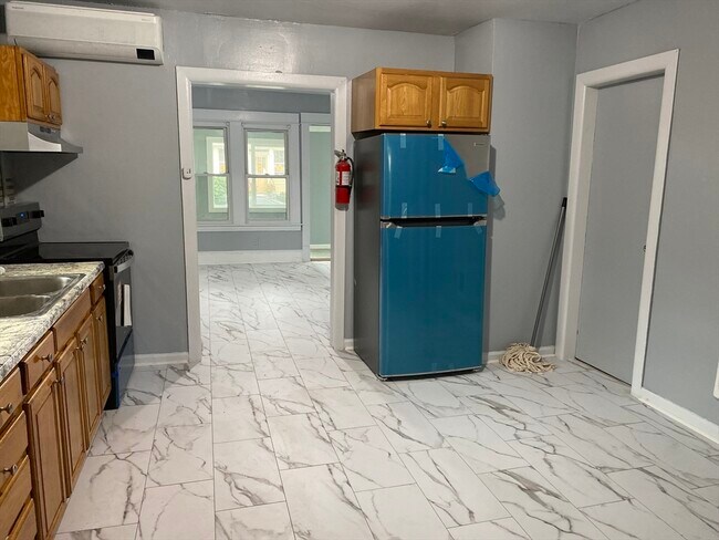 Foto del edificio - 249 Commonwealth Ave