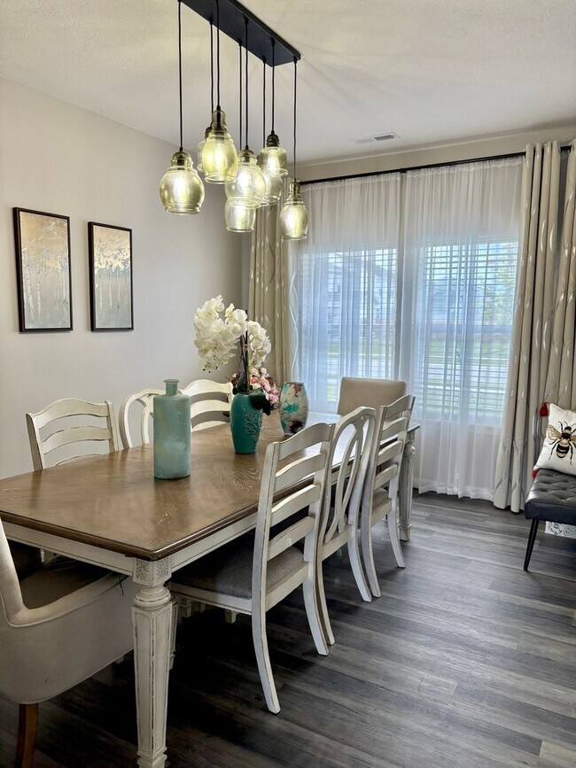 Building Photo - Luxury Meets Comfort: 4 Bed Lafayette Home...