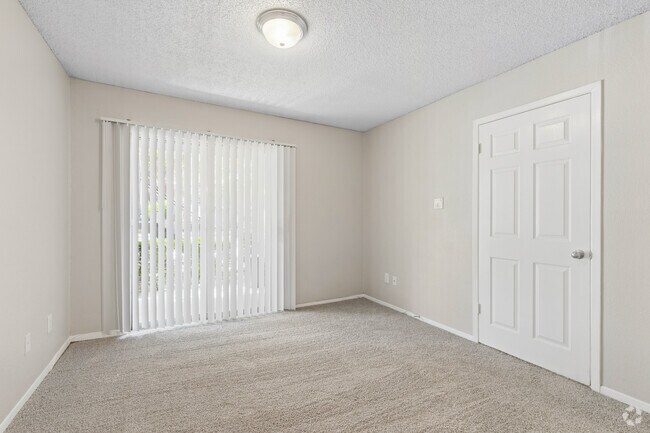 A1 1BR, 1BA - 525SF - Dormitorio - Crestbrook Apartments