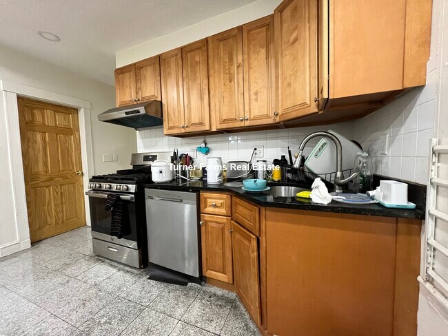 Foto del edificio - 14 Logan St