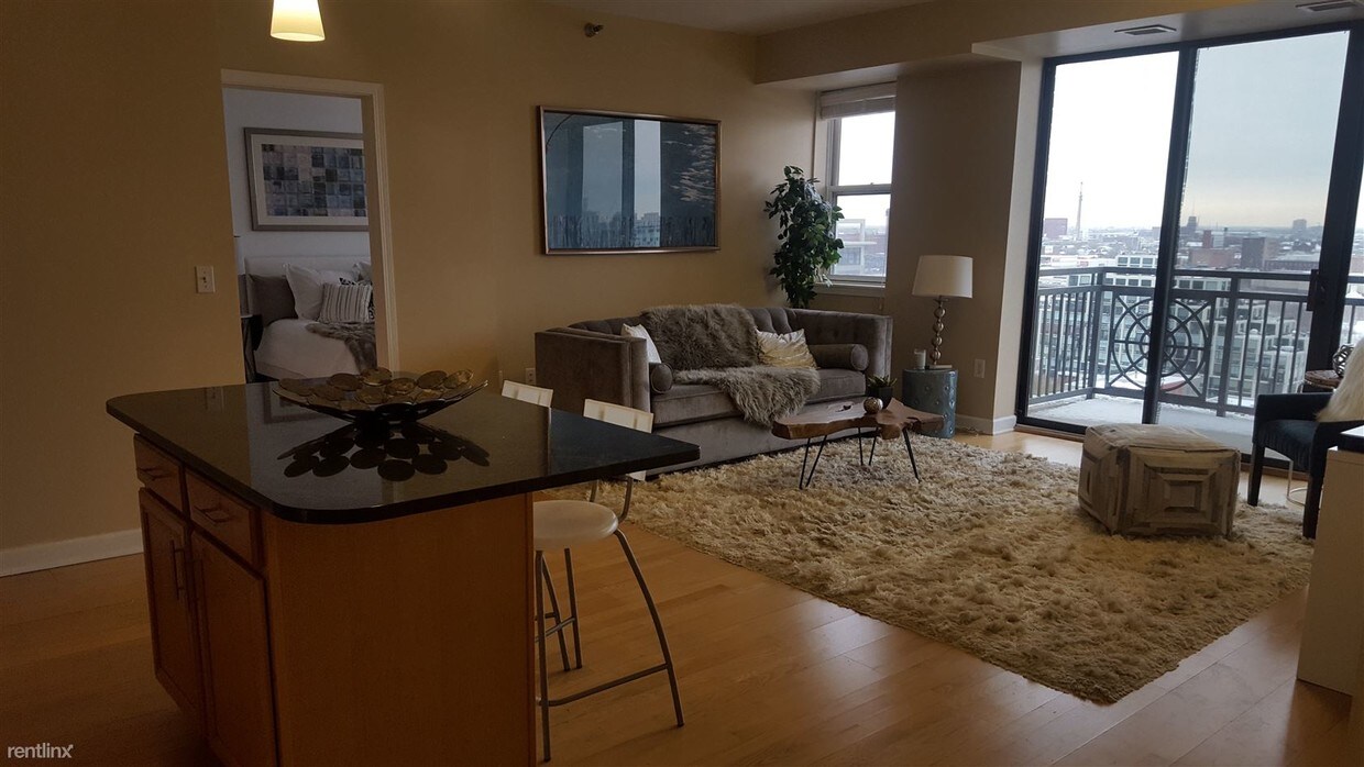 Primary Photo - 5 E 14th Pl