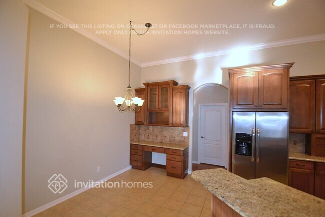Foto del edificio - 3410 Eastmonte Dr