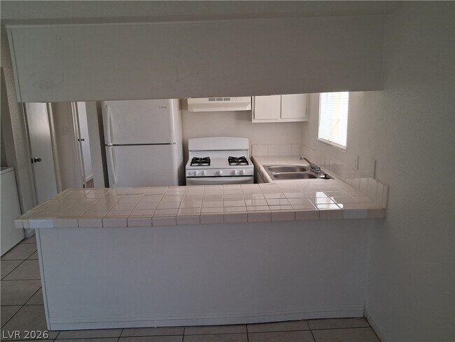 Building Photo - 6966 Issac Ave