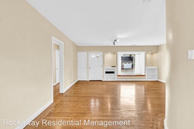 Foto del edificio - 2 br, 1 bath House - 930 SAN FELIPE AVE.