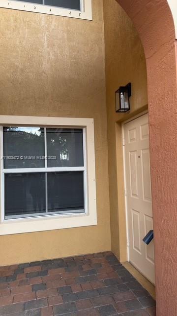 Building Photo - 981 SW 143rd Ave