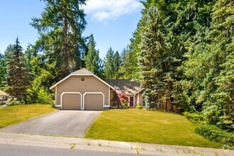 Building Photo - 2017 230th Pl NE