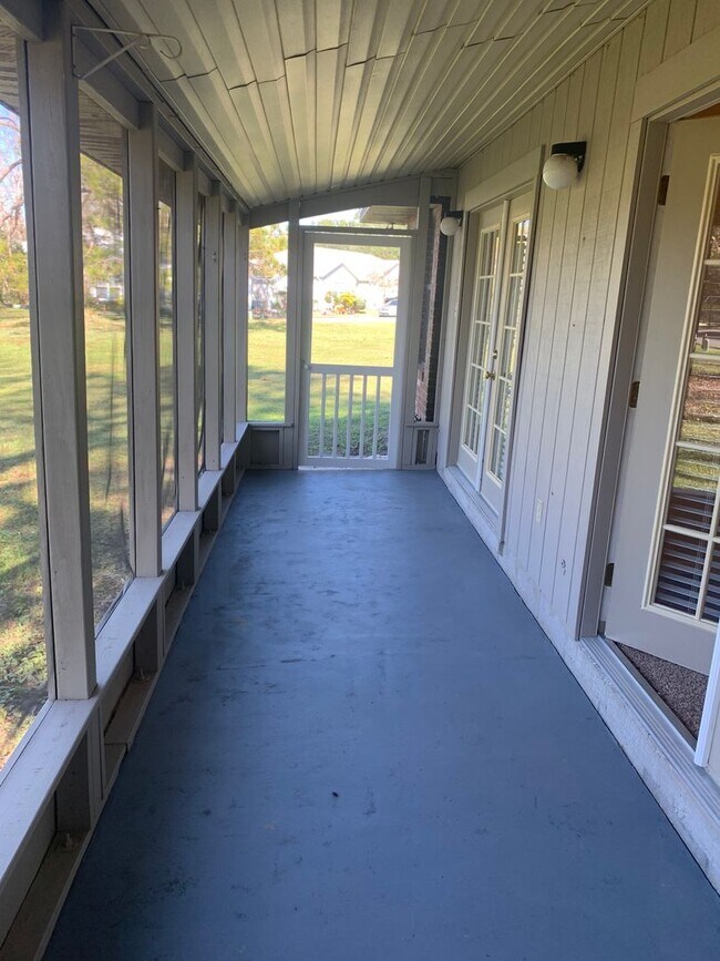 Building Photo - 2 Bedroom in Turkey Creek