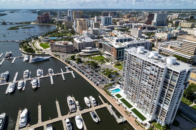 Building Photo - 400 N Flagler Dr