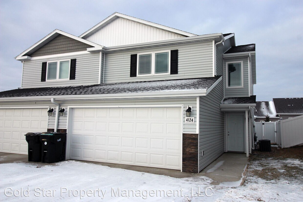 Primary Photo - 3 br, 2.5 bath House - 4124 Lorrain Pl