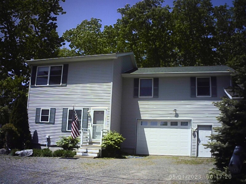 Primary Photo - 34 Beachcroft Rd