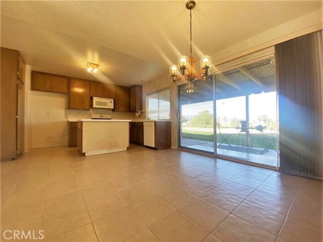 Building Photo - 220 Eagle Nest Dr
