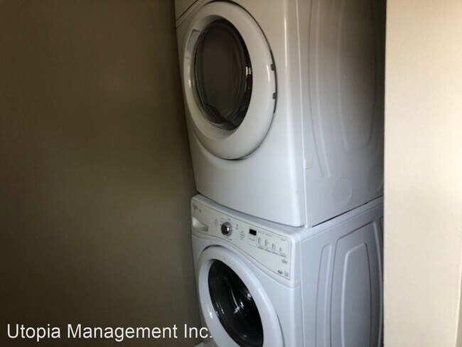 Foto del edificio - 2 br, 1 bath House - 12040 Havelock Ave