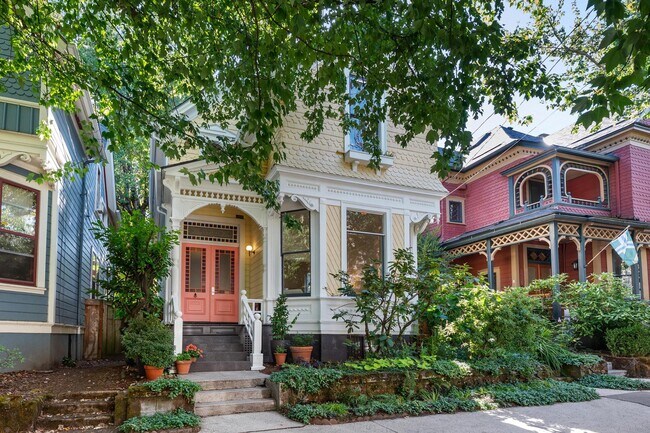 Foto del edificio - 1720 NW Hoyt St