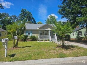 Building Photo - 2717 Oaklawn Ave