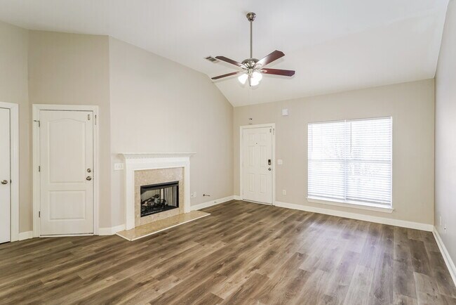 Foto del edificio - 1508 Saddle View