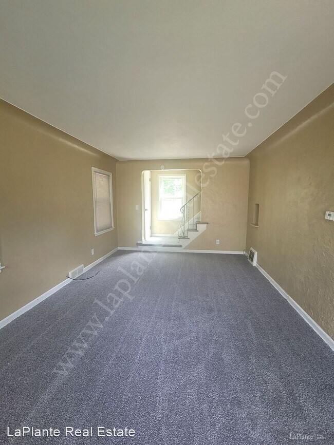 Foto del edificio - 3 br, 1 bath House - 1217 Eleanor Avenue